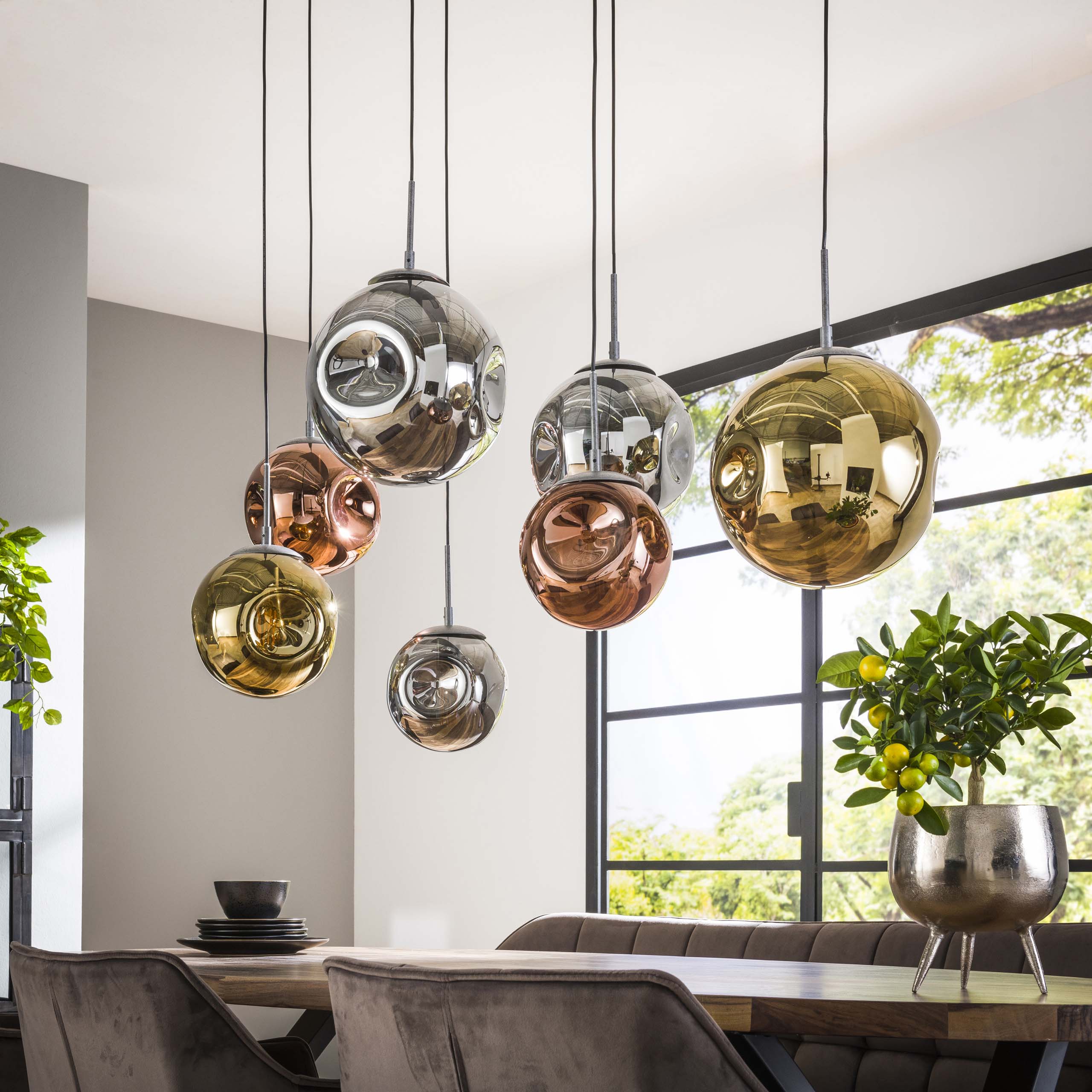 Pendelleuchte "Althea“ –  7 Leuchten in der Metall-Farbkombination Gold, Kupfer und Chrom