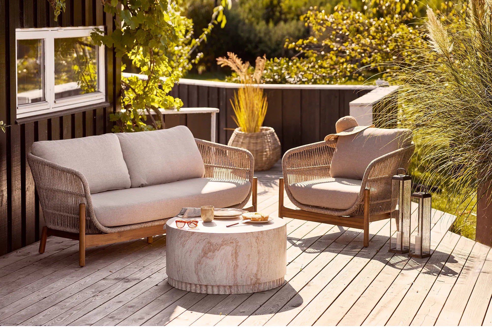 Table d'appoint de jardin Avenlya - aspect pierre massif