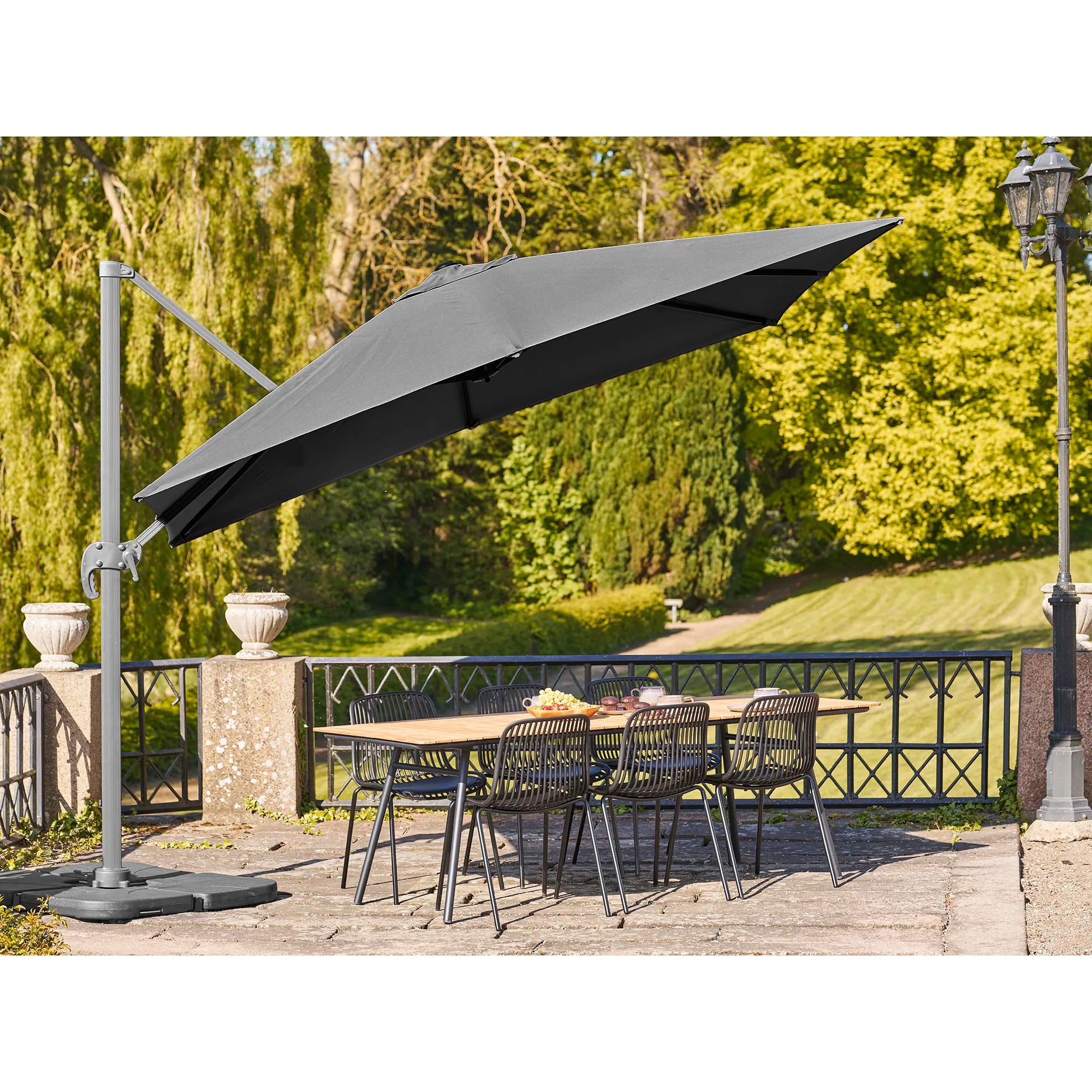 Parasol de jardin Solvien – de forme carrée noire