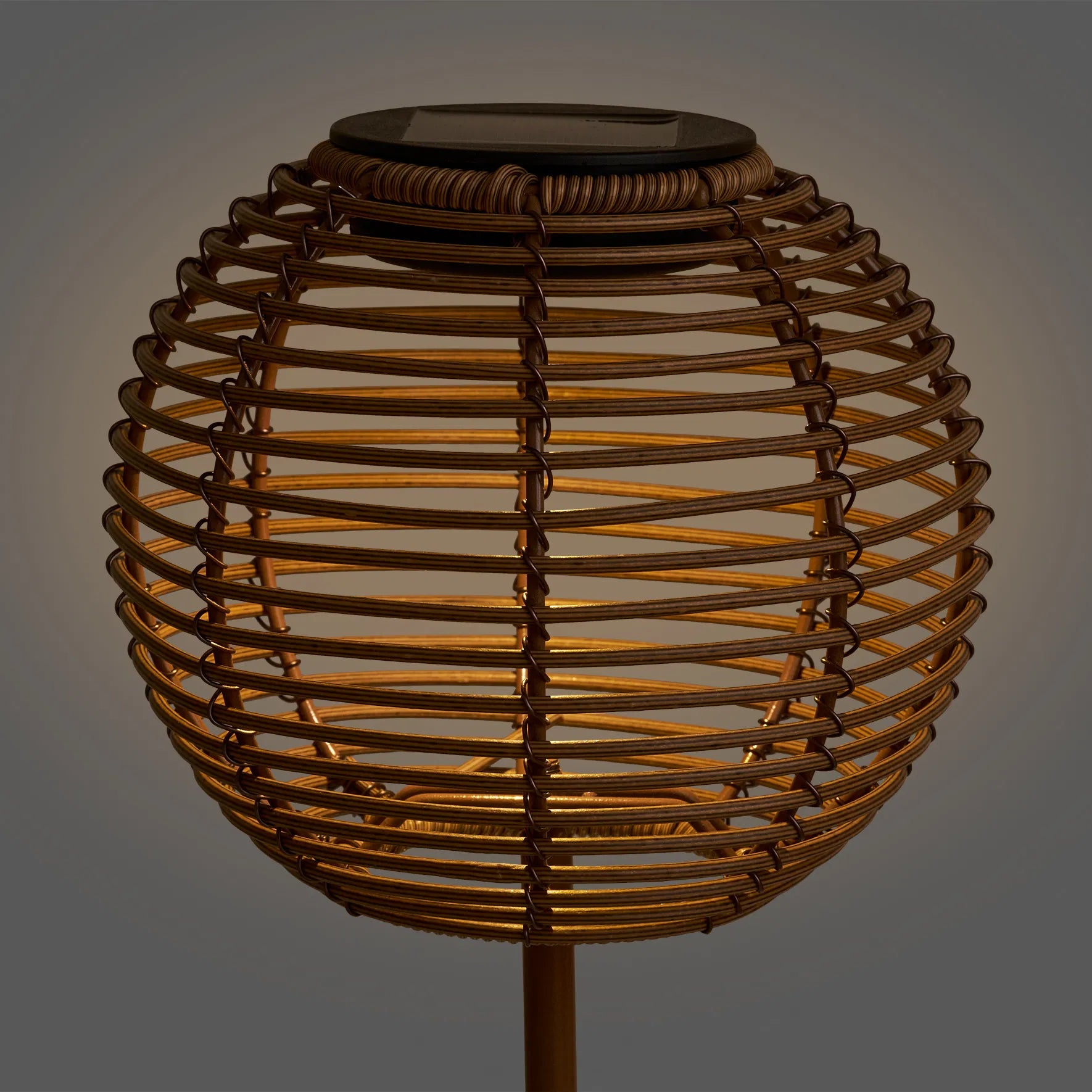 Lampe solaire de jardin « Elmara » – résistante aux intempéries pour balcon et espace extérieur
