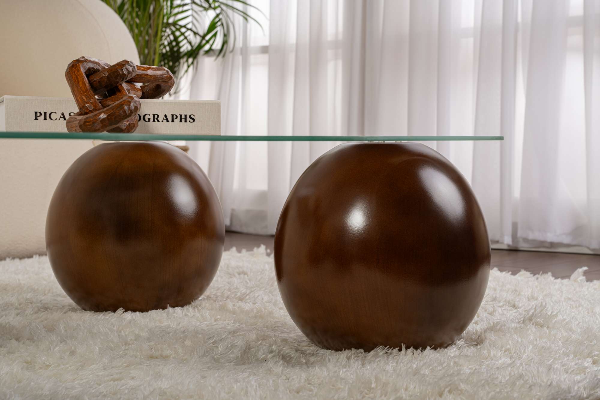 Table basse Trevano - plateau en verre trempé avec silhouette ondulée