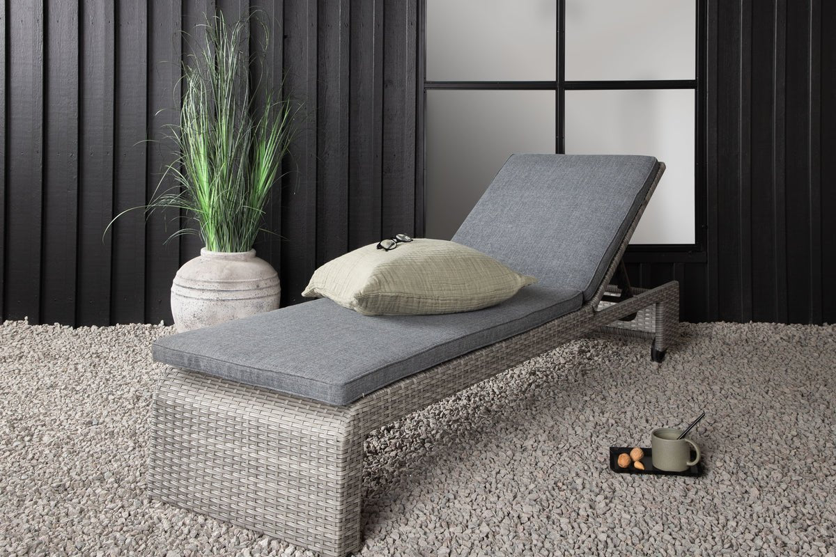 Chaise longue de jardin Irina - en rotin