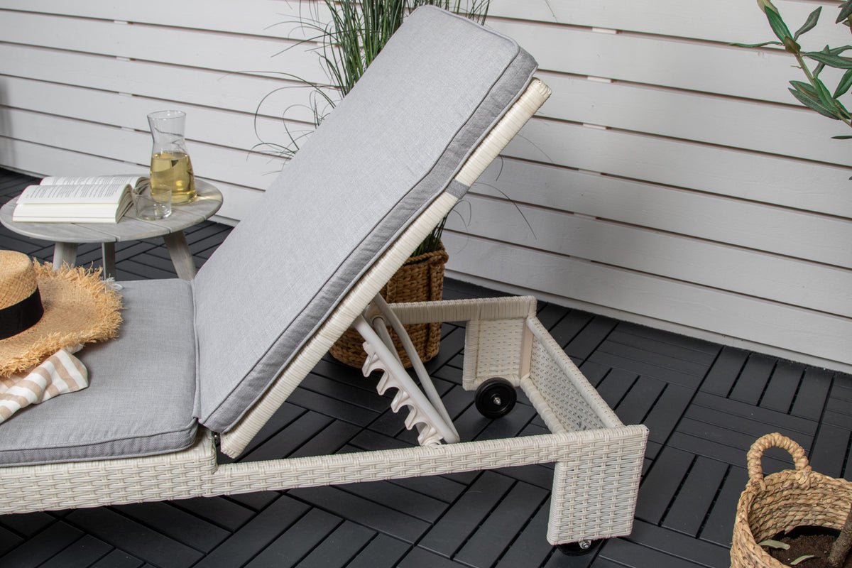 Chaise longue de jardin Irina - en rotin