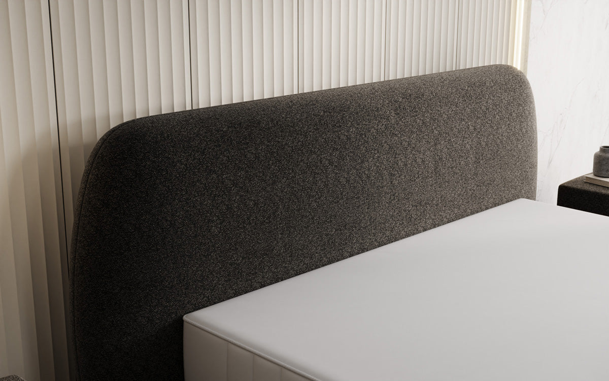 Lit capitonné design Nella en tissu structuré avec espace de rangement