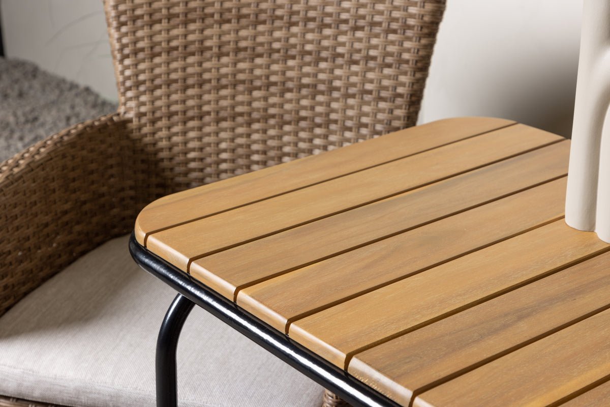 Garten Cafegruppe Rieva – 3-teiliges Gartenmöbel-Set mit Tisch aus Akazie und Stahl