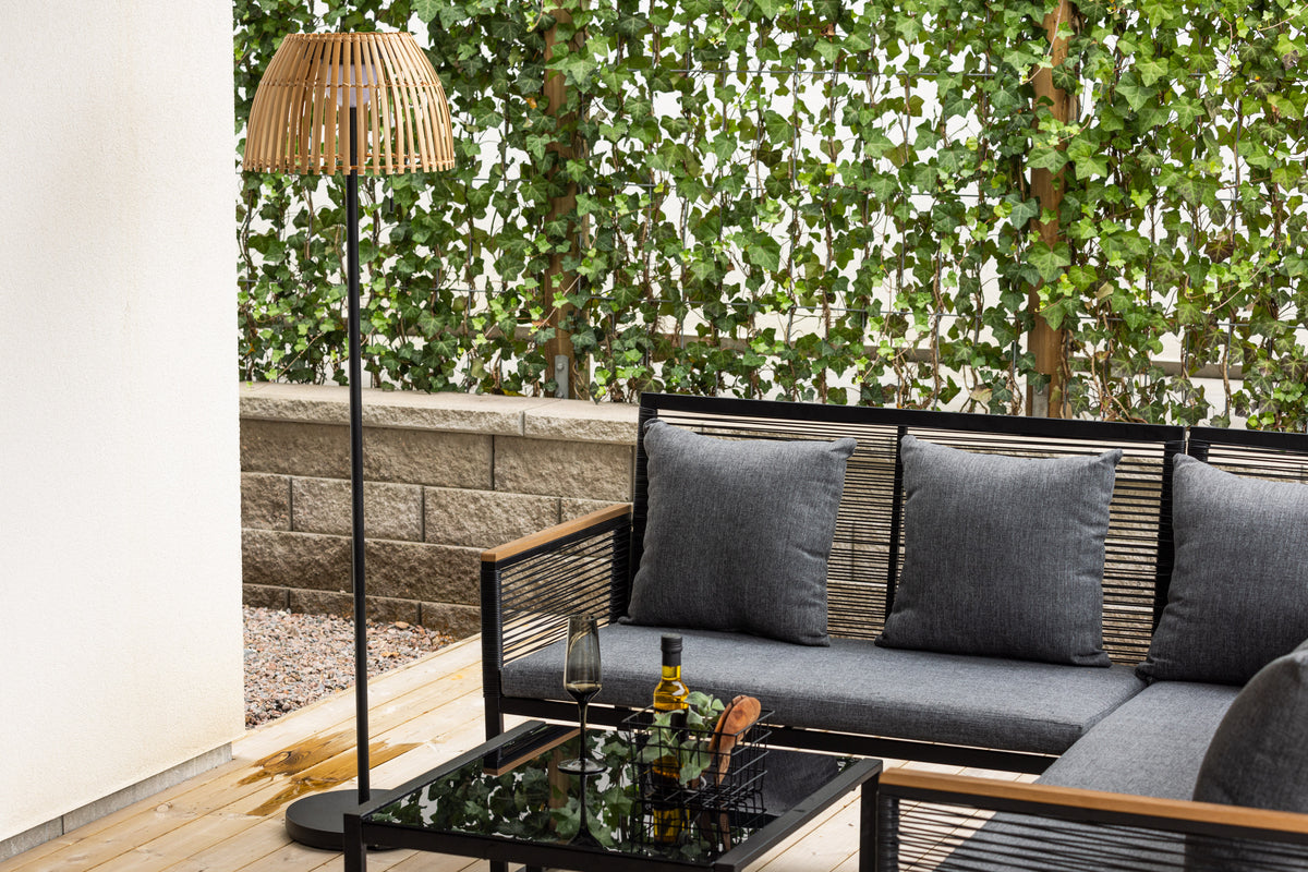 Outdoor-Stehlampe „Elan“ – wetterfeste Stehleuchte aus Bambus & Metall