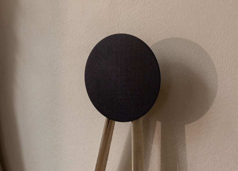 Porte-manteau/Patère Lou – Déclaration de design minimaliste en Métal