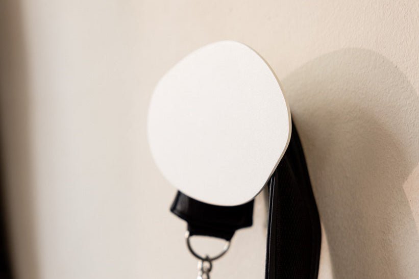 Porte-manteau/Patère Lou – Déclaration de design minimaliste en Métal