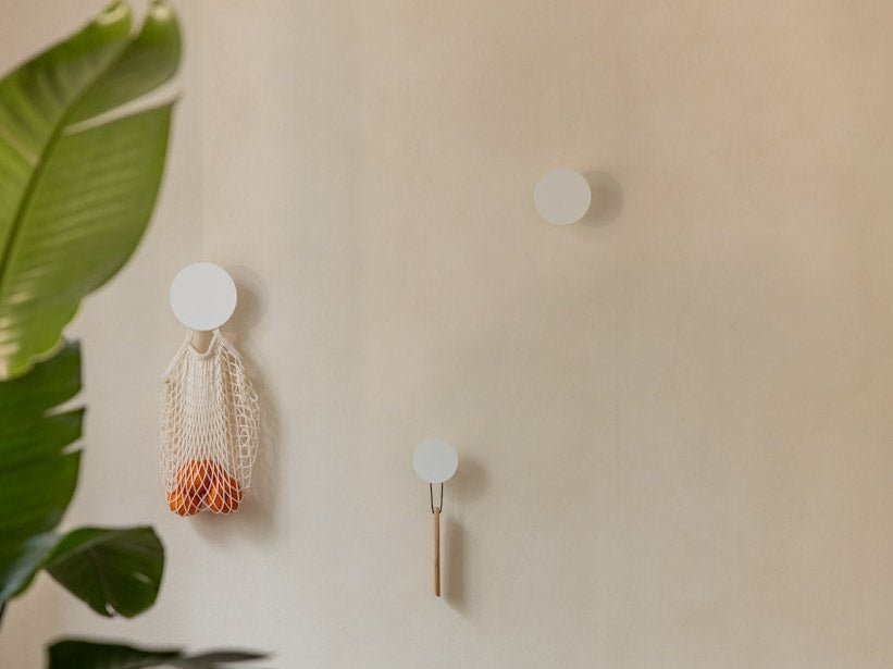 Porte-manteau/Patère Lou – Déclaration de design minimaliste en Métal