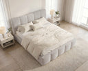 Designer Polsterbett Elva in Bouclé – Hellgrau