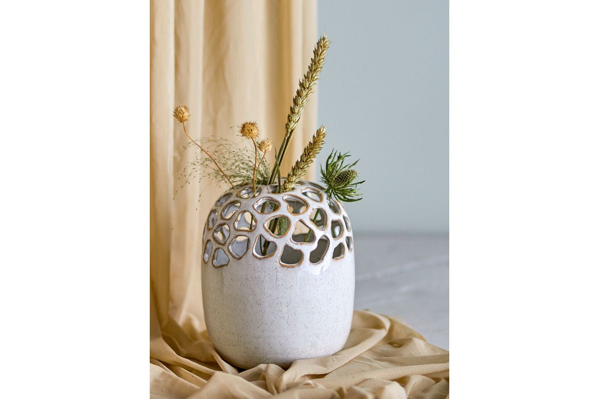 Vase « Nerina » – Grès couleur naturelle