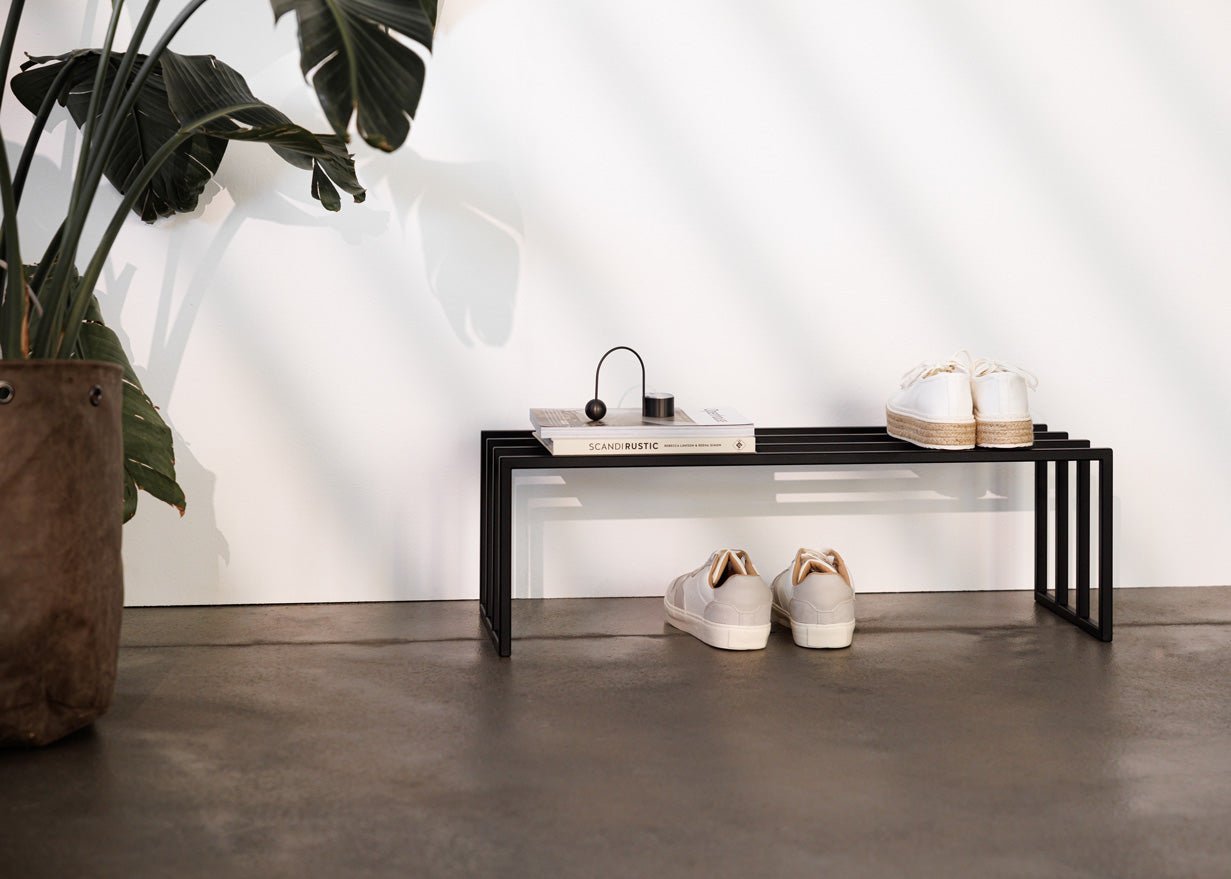 Étagère à chaussures Bovi – Design industriel en Noir, Cajou ou Blanc